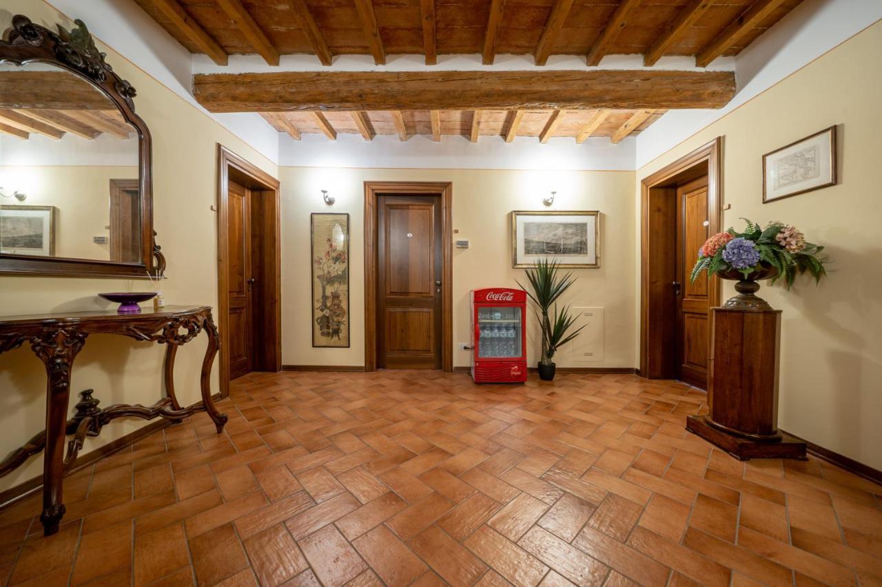 Casello A1, Modena Sud - Villa Aurora Charming Rooms Eksteriør billede