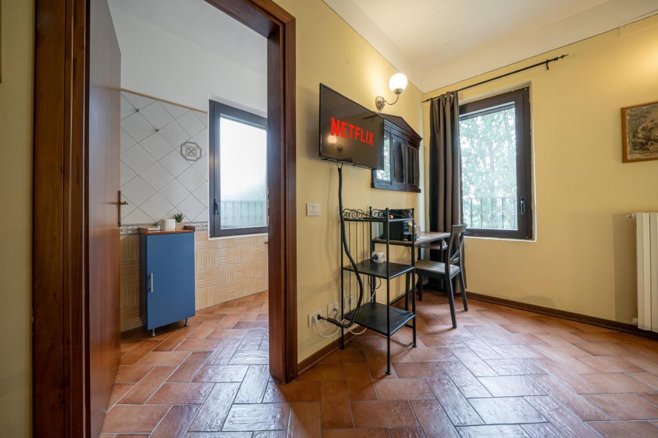Casello A1, Modena Sud - Villa Aurora Charming Rooms Eksteriør billede